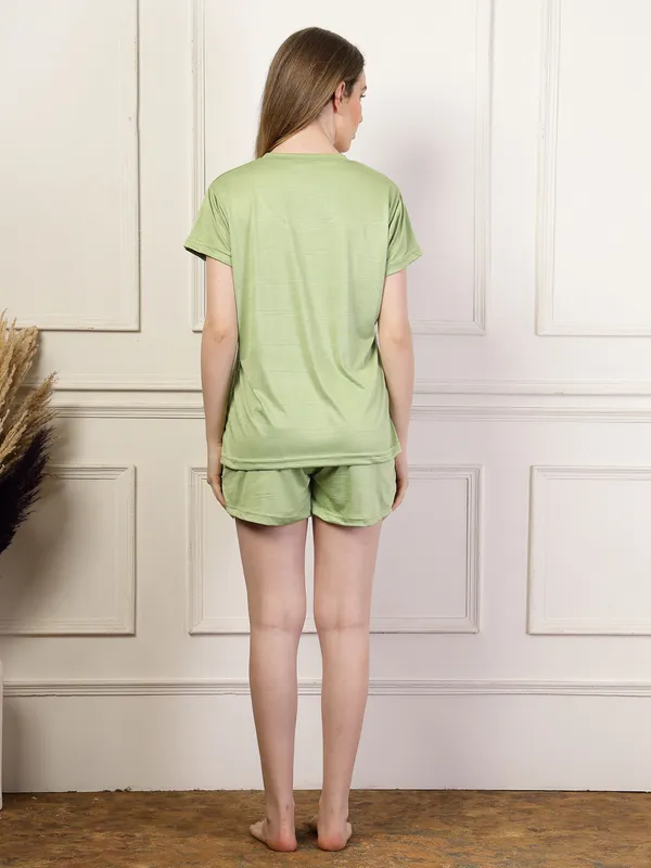Pista_Soft_&_Comfy_Top_And_Shorts_Night_Suit_Set_For_Women_&_Girls