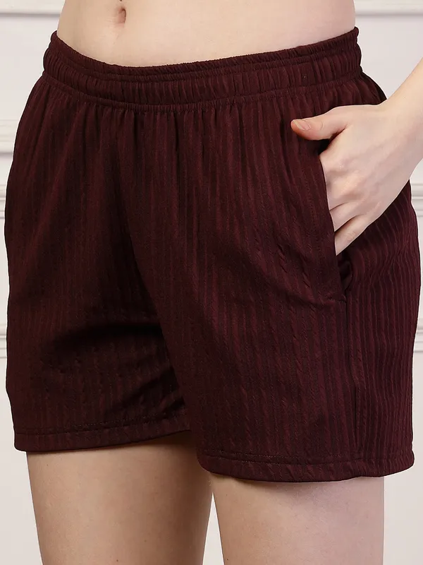 Lavender_&_Wine_Elastic_Waist_Linen_Relaxed_Fit_Shorts_With_Side_Pockets_For_Women_&_Girls_(Pack_Of_2)