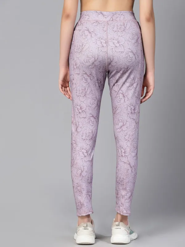 Purple_Gym_Wear_Cotton_Stretchable_Leggings_For_Women