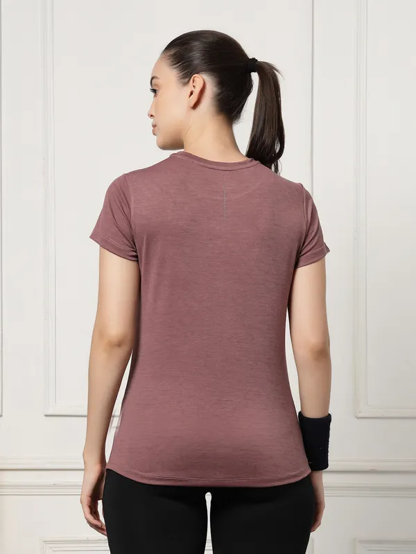 UZARUS_Women's_Regular_Fit_Gym_T-Shirt__Soft,_Breathable_&_Quick-Dry_Activewear__Ideal_for_Workout_,_Yoga,_Running,_Exercise,_Casual_Outings_&_Everyday_Comfort__Lightweight_&_Stretchable_Sportswear_Top_for_women
