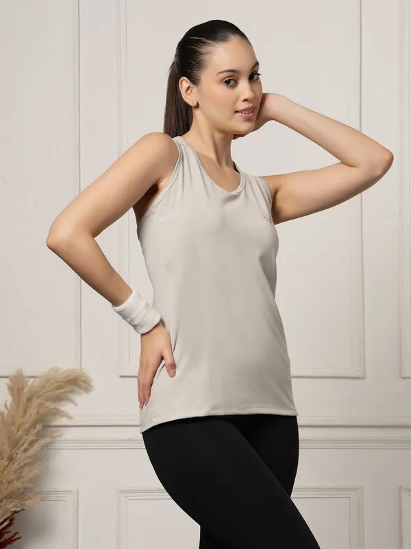 UZARUS_Women's_Regular_Fit_Gym_Vest_|_Soft_&_Breathable_Quick-Dry_Fabric_|_Ideal_for_Workout,_Yoga,_Running,_Exercise,_Casual_&_Daily_Wear_|_Lightweight_Activewear_Tank_Top_for_Everyday_Comfort.