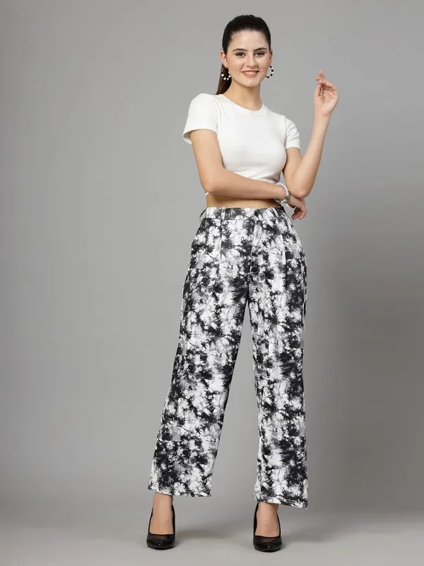 Black_Relaxed_Fit_Trouser_2_Pockets_Baggy_Pants_For_Women_&_Girls