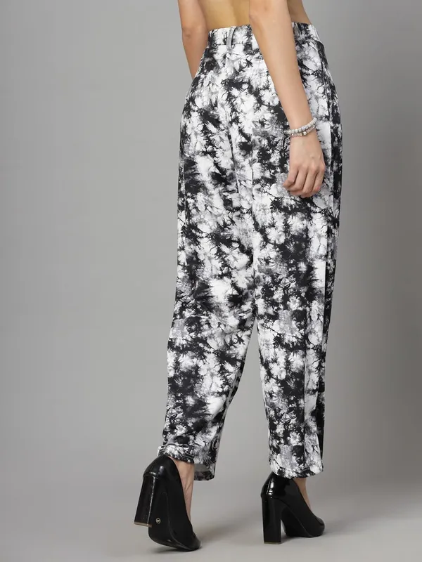 Black_Relaxed_Fit_Trouser_2_Pockets_Baggy_Pants_For_Women_&_Girls