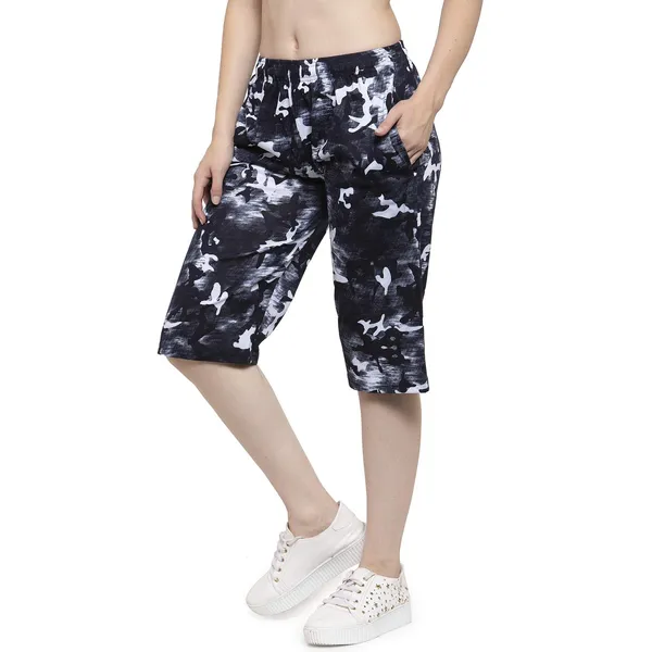 Camo_Black_Cotton_3/4_Capri_Shorts_With_Two_Zippered_Pockets_For_Women_&_Girls