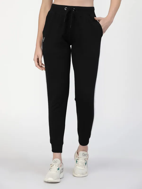 Black_Stretchable_Slim_Fit_Casual_Joggers_For_Women_&_Girls