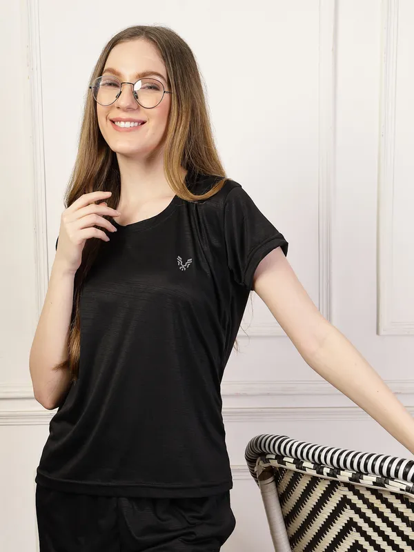 Black_Soft_&_Comfy_Top_And_Shorts_Night_Suit_Set_For_Women_&_Girls