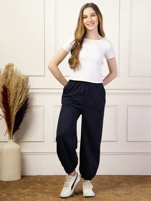 Carbon_Blue_Loose_Baggy_Fit_Joggers_With_Side_Pockets_&_Gripped_Hem_For_Women_&_Girls
