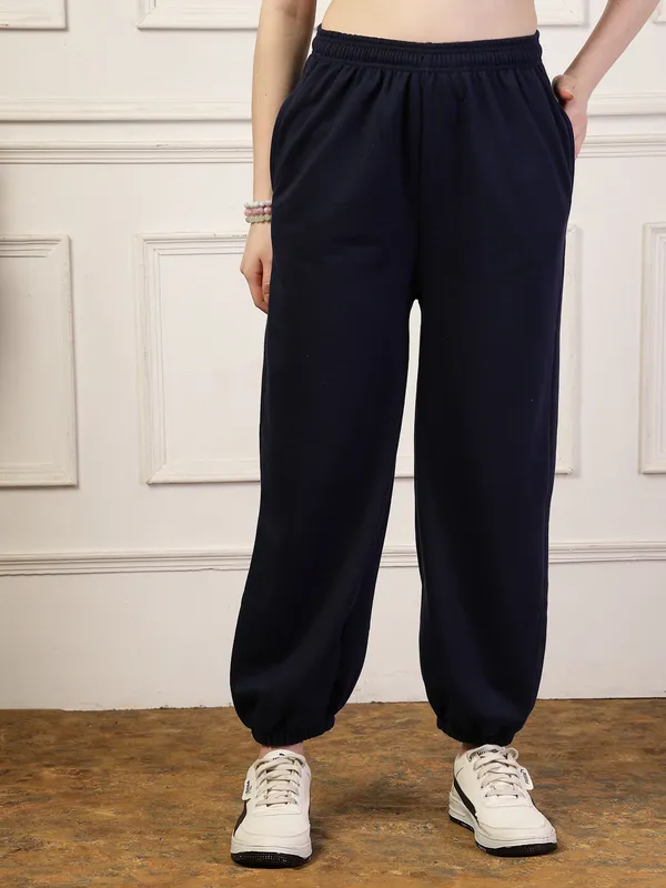 Carbon_Blue_Loose_Baggy_Fit_Joggers_With_Side_Pockets_&_Gripped_Hem_For_Women_&_Girls