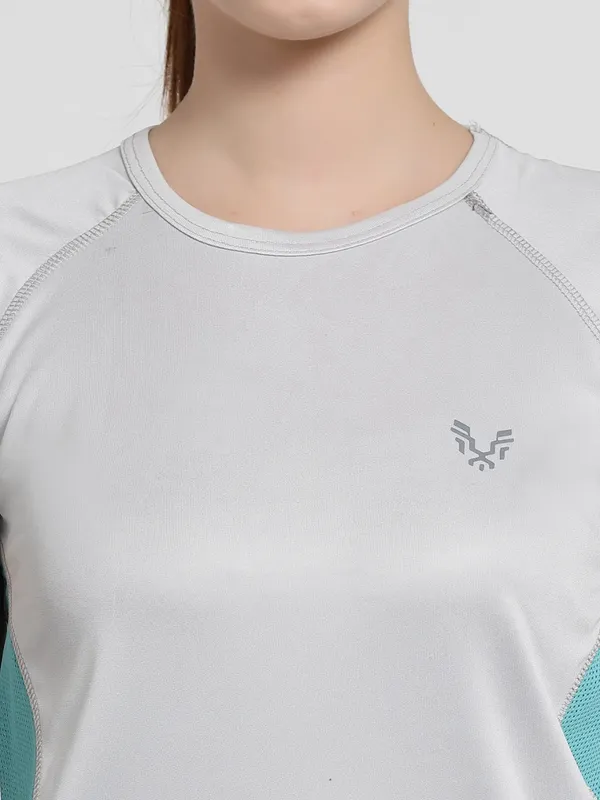 Grey_Roundneck_Polyester_T-Shirt_For_Women