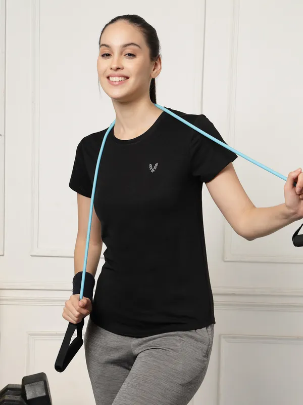 UZARUS_Women's_Regular_Fit_Gym_T-Shirt__Soft,_Breathable_&_Quick-Dry_Activewear__Ideal_for_Workout_,_Yoga,_Running,_Exercise,_Casual_Outings_&_Everyday_Comfort__Lightweight_&_Stretchable_Sportswear_Top_for_women