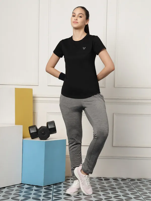 UZARUS_Women's_Regular_Fit_Gym_T-Shirt__Soft,_Breathable_&_Quick-Dry_Activewear__Ideal_for_Workout_,_Yoga,_Running,_Exercise,_Casual_Outings_&_Everyday_Comfort__Lightweight_&_Stretchable_Sportswear_Top_for_women