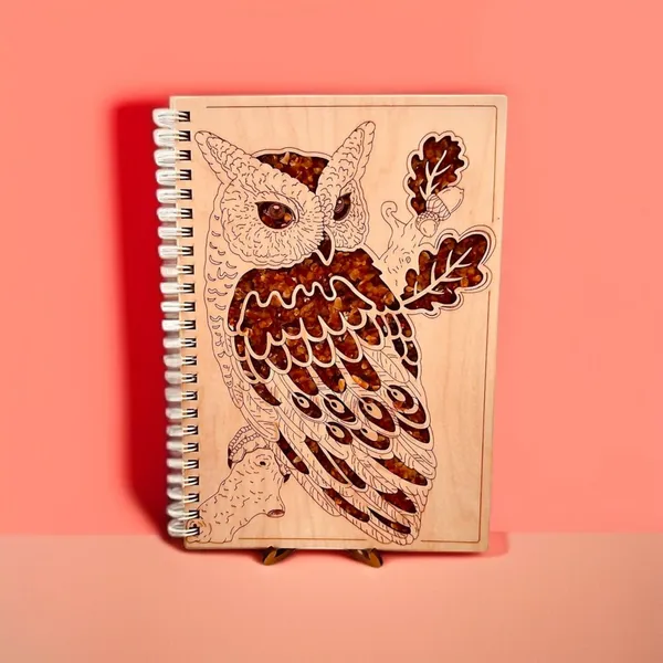 Natural_Wood_And_Amber_Diary_Amber_Owl_For_Home_Decor