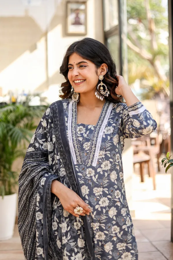Grey_Cotton_Printed_Ethnic_Suit_Set_For_Women