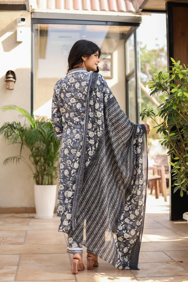 Grey_Cotton_Printed_Ethnic_Suit_Set_For_Women