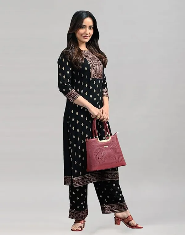 Bainkutpuri_Women's_Rayon_Stylish_Printed_Kurta_Pant_Set_for_Women