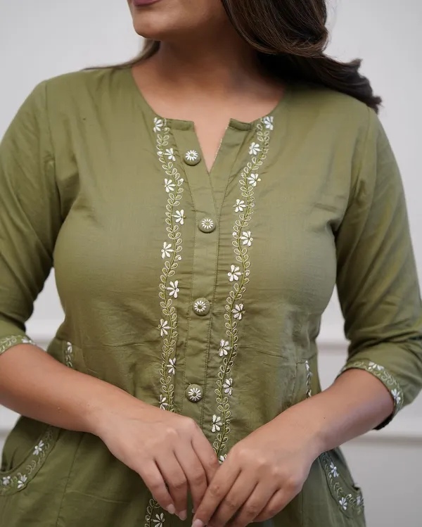 Green_Cotton_Straight_Kurta_Pant_Set_For_Women