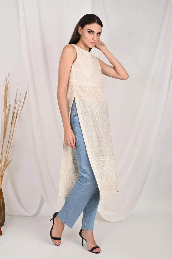 Off_White_Pure_Cotton_Handcrafted_Chikankari_Sleeveless_Nyra_Cut_Kurta_For_Women