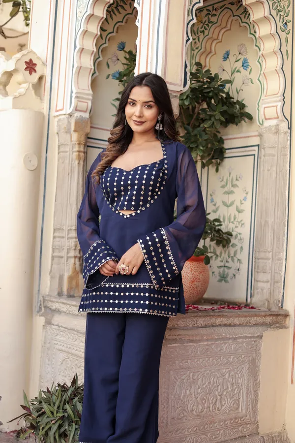 Bainkutpuri_Women's_Ethnic_Suit_Set_for_Women