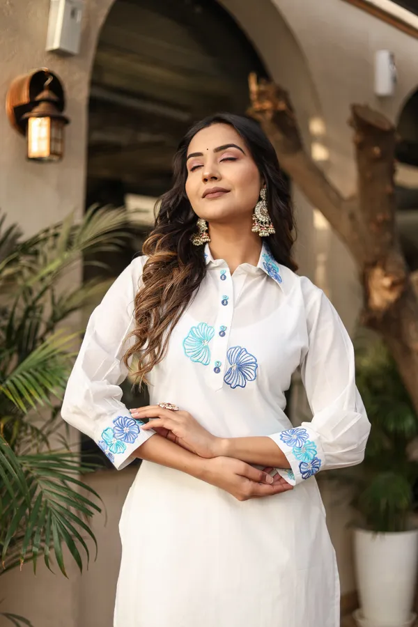 Bainkutpuri_Women's_Cotton_White_Embroidered_co-ord_set