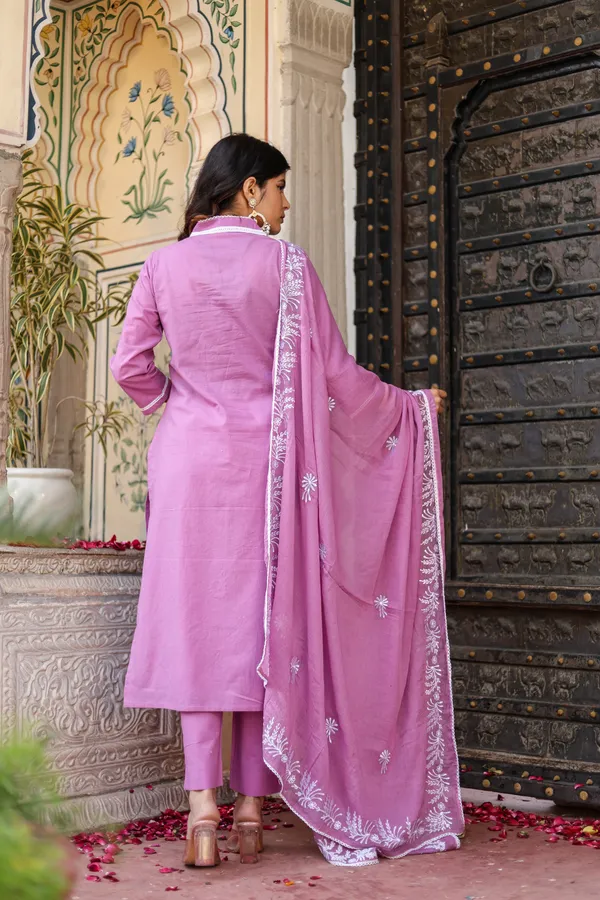 Light_Pink_Cotton_Embroidered_Ethnic_Suit_Set_For_Women