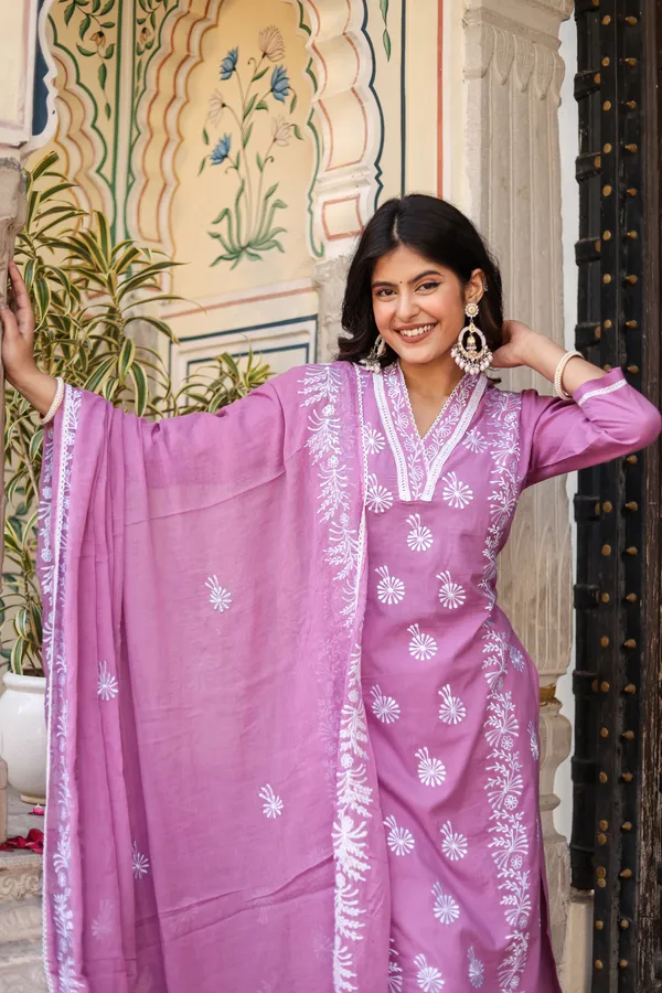 Light_Pink_Cotton_Embroidered_Ethnic_Suit_Set_For_Women