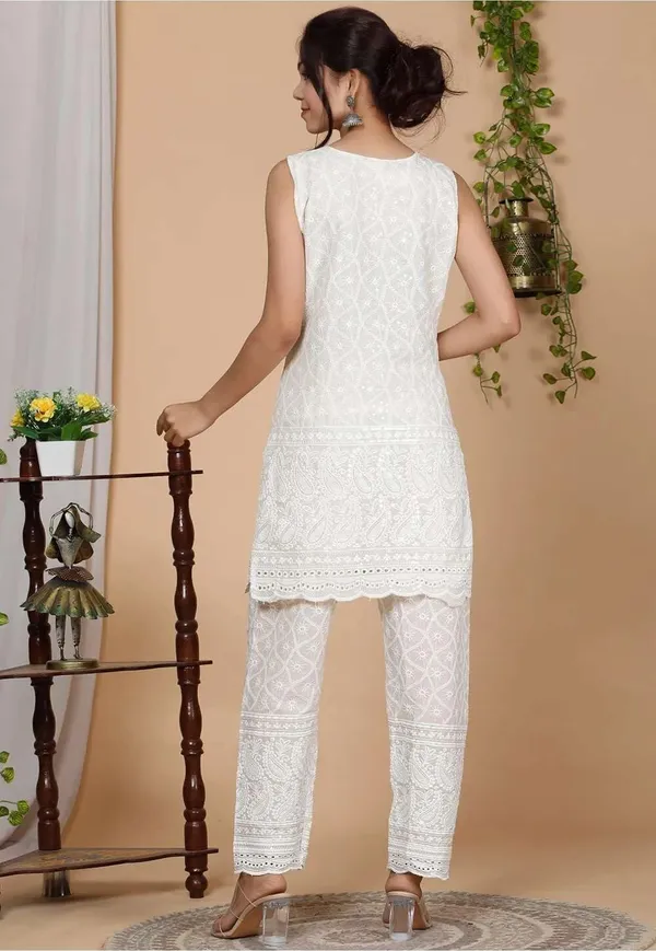 Bainkutpuri_Women's_Indian_Chikankari_Cotton_Kurta_&_Pant_Set_for_Women_Summer_Dress_Tunic_Top_Pant_Set