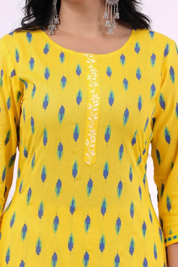 Bainkutpuri_Women's_Rayon_Yellow_Kurta_Pant_Set_for_Women