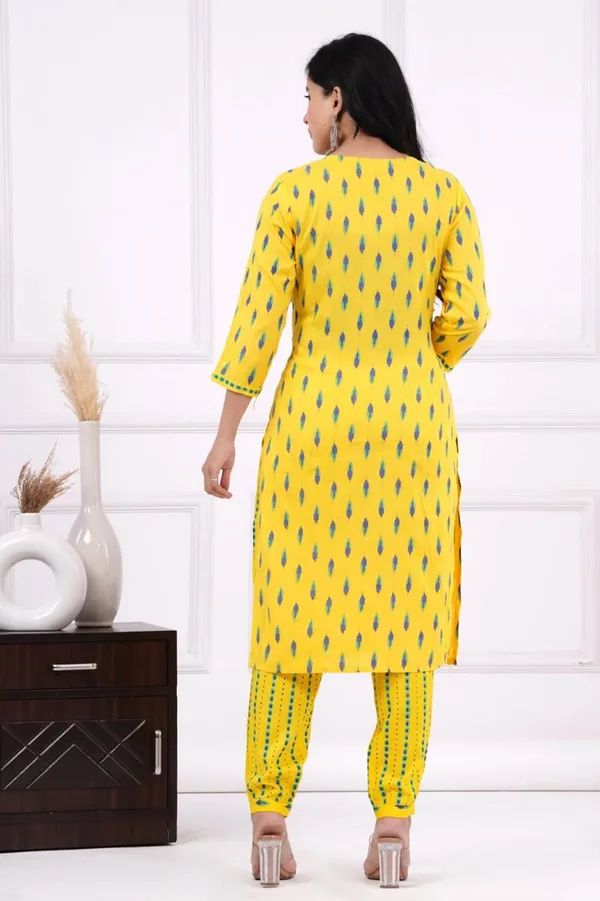 Bainkutpuri_Women's_Rayon_Yellow_Kurta_Pant_Set_for_Women