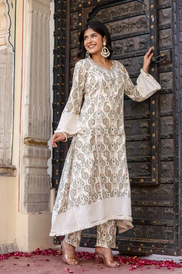 White_Rayon_Printed_Kurta_Pant_Set_For_Women