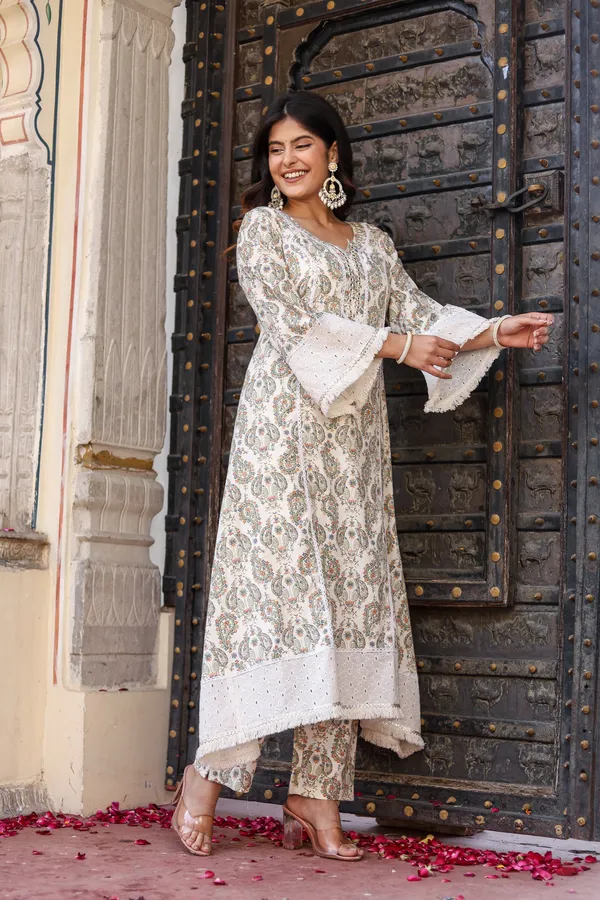 White_Rayon_Printed_Kurta_Pant_Set_For_Women