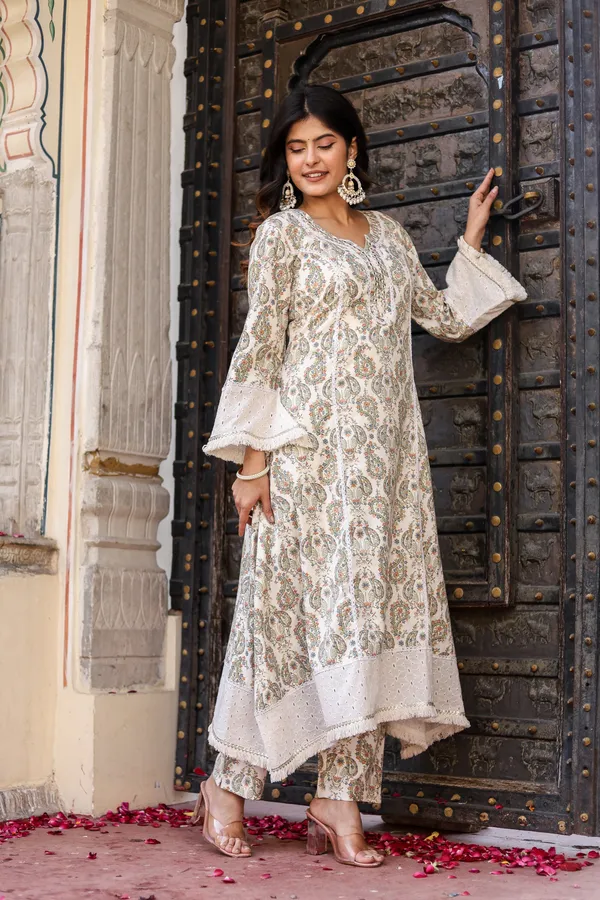 White_Rayon_Printed_Kurta_Pant_Set_For_Women