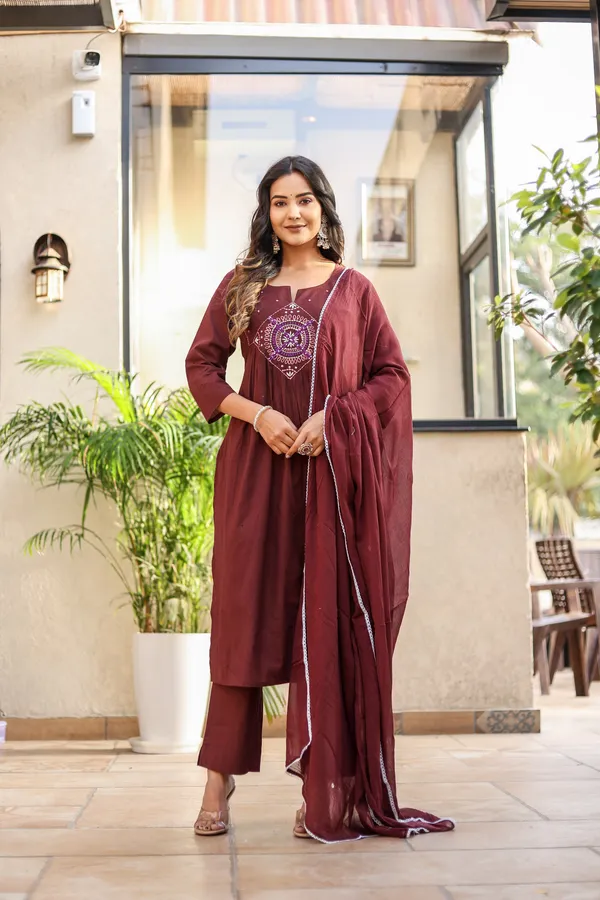 Bainkutpuri_Women's_Pure_Cotton_Handcrafted_Ethnic_Suit_Set_For_Women