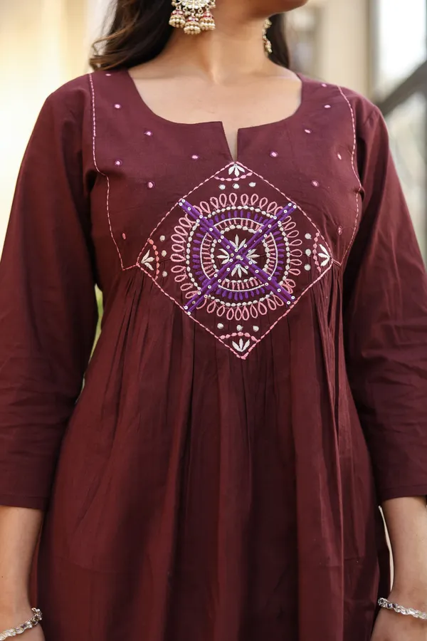 Bainkutpuri_Women's_Pure_Cotton_Handcrafted_Ethnic_Suit_Set_For_Women