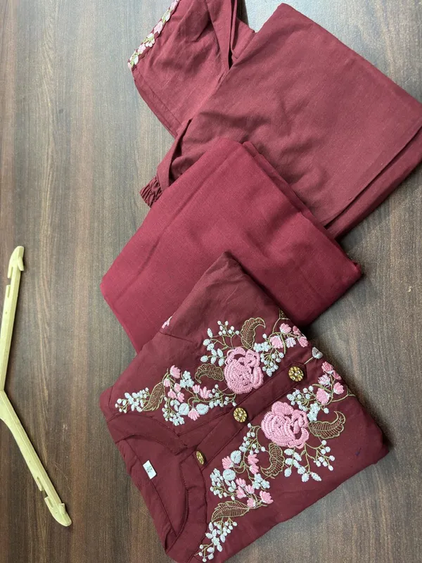 Maroon_Cotton_Embroidered_Ethnic_Suit_Set_For_Women