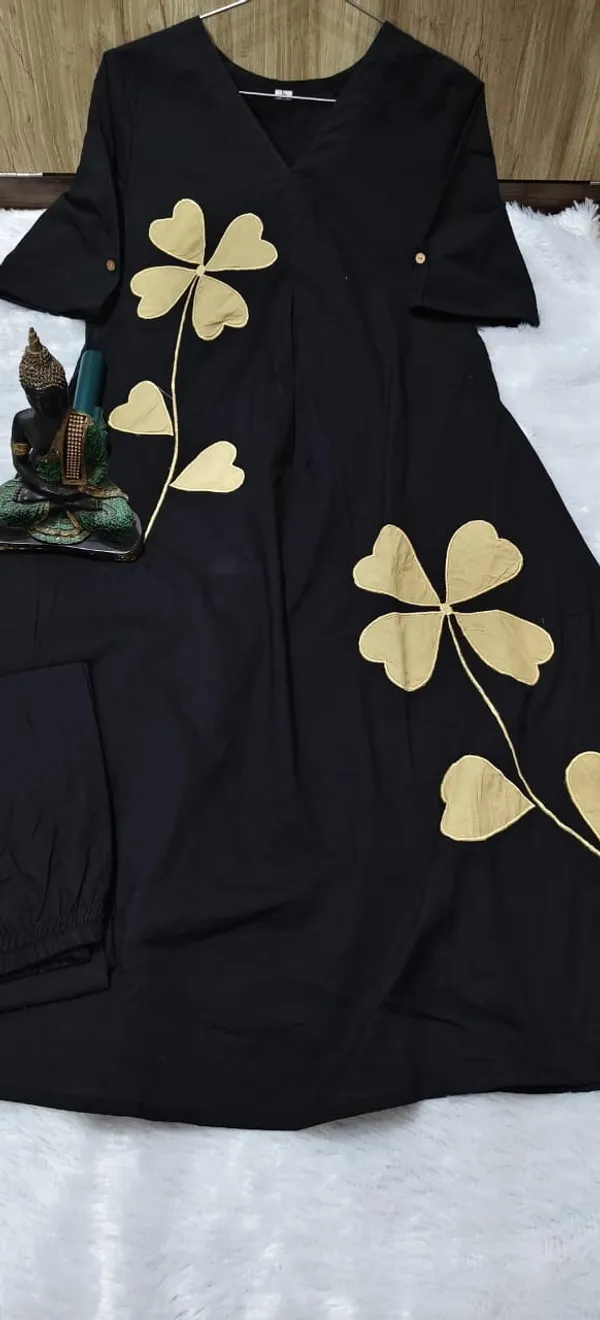 Black_Cotton_Designer_Embroidered_Kurta_Pant_Set_For_Women