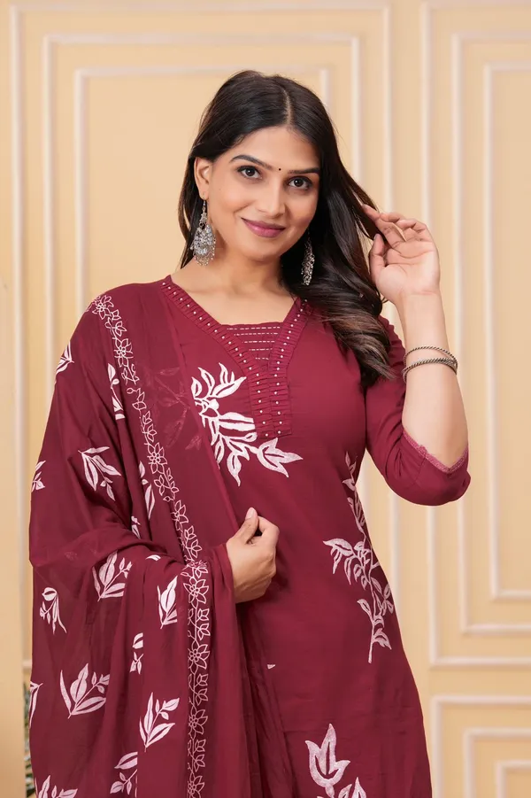 Maroon_Heavy_Pure_Cotton_Printed_Ethnic_Suit_Set_For_Women