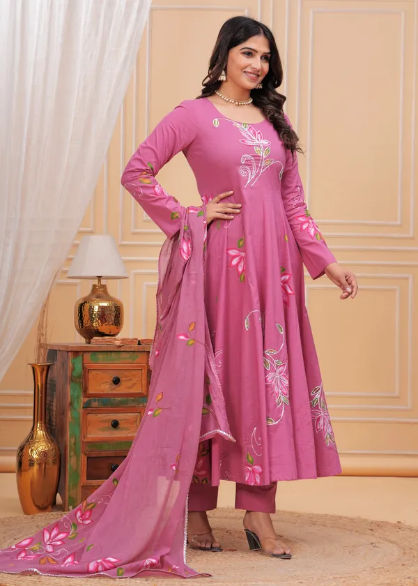 Bainkutpuri_Anarkali_Lavender_Embroidered_Ethnic_Suit_Set_For_Women