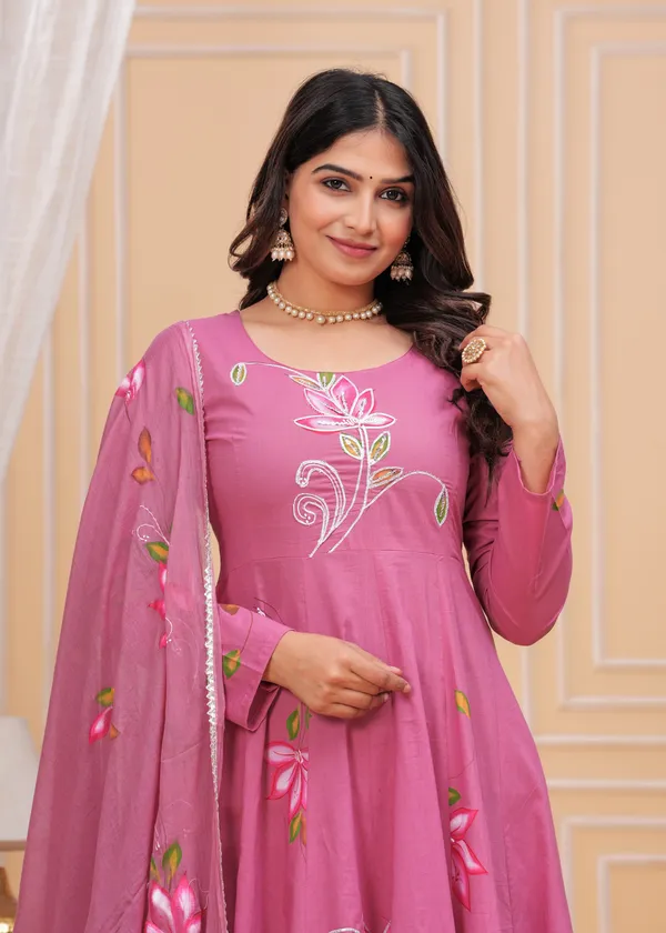 Bainkutpuri_Anarkali_Lavender_Embroidered_Ethnic_Suit_Set_For_Women