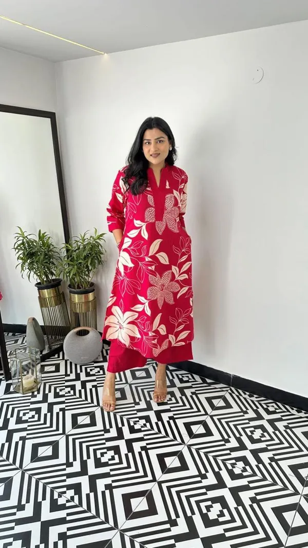 Red_Floral_Printed_Kurta_Pant_Set_For_Women