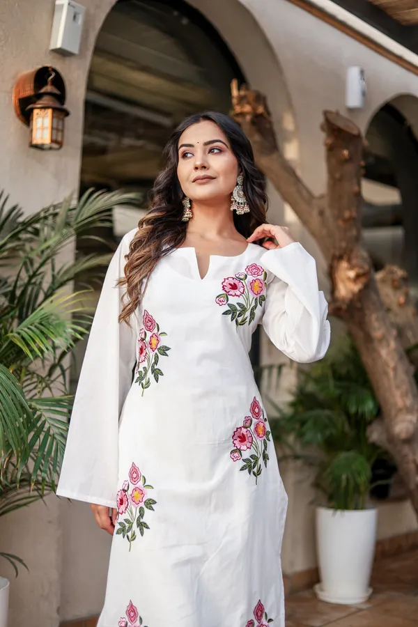 White_Cotton_Brush_Print_Kurta_Pant_Set_For_Women