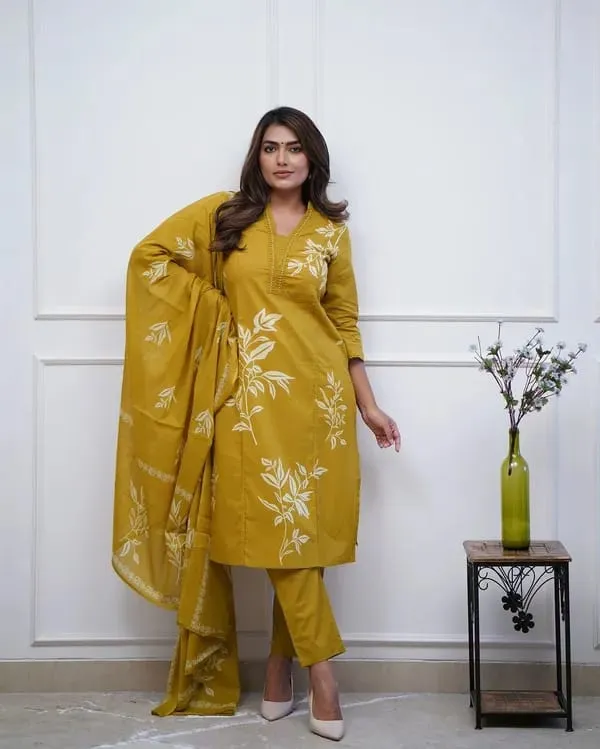 Yellow_Heavy_Pure_Cotton_Printed_Ethnic_Suit_Set_For_Women