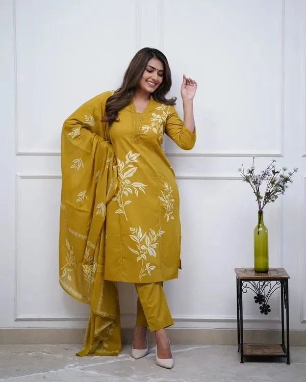 Yellow_Heavy_Pure_Cotton_Printed_Ethnic_Suit_Set_For_Women