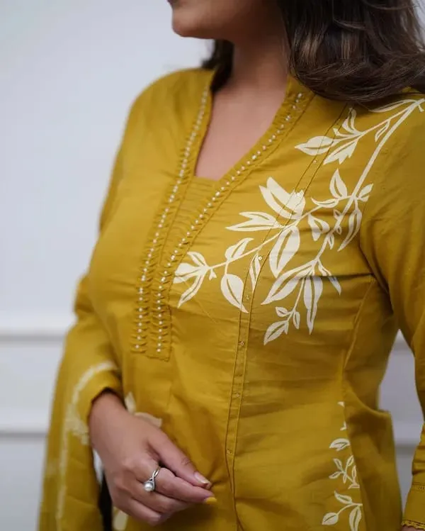 Yellow_Heavy_Pure_Cotton_Printed_Ethnic_Suit_Set_For_Women