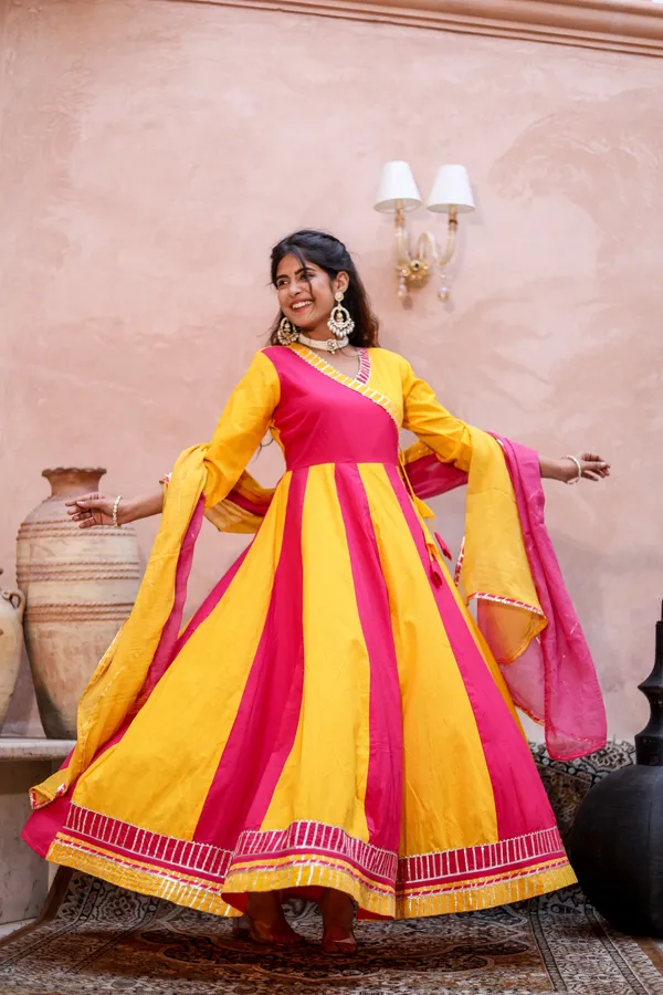 Bainkutpuri_Women's_Pure_Cotton_Yellow_&_Pink_Gota_Patti_Work_Anarkali_Suit_set