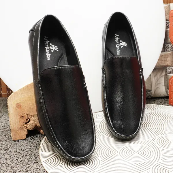 Black_Synthetic_Premium_Loafers_For_Men