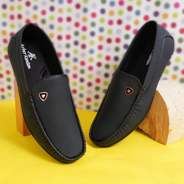 Black_Synthetic_Stylish_Loafers_For_Men