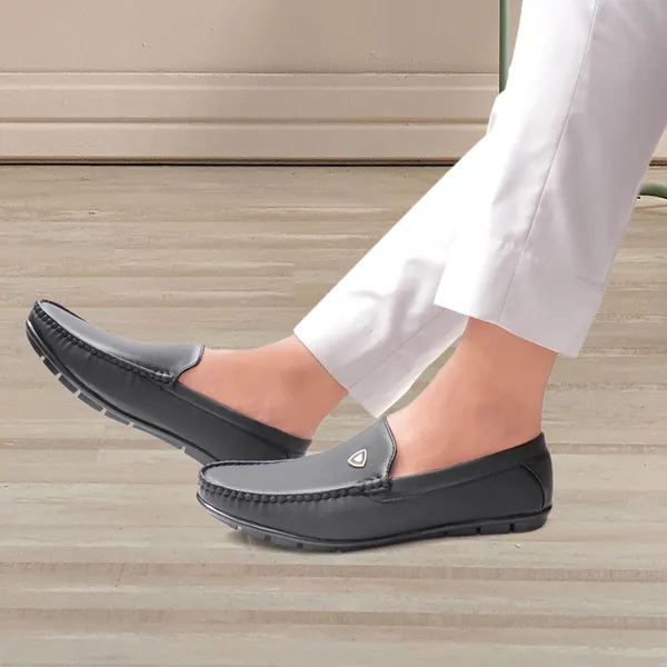 Black_Synthetic_Stylish_Loafers_For_Men