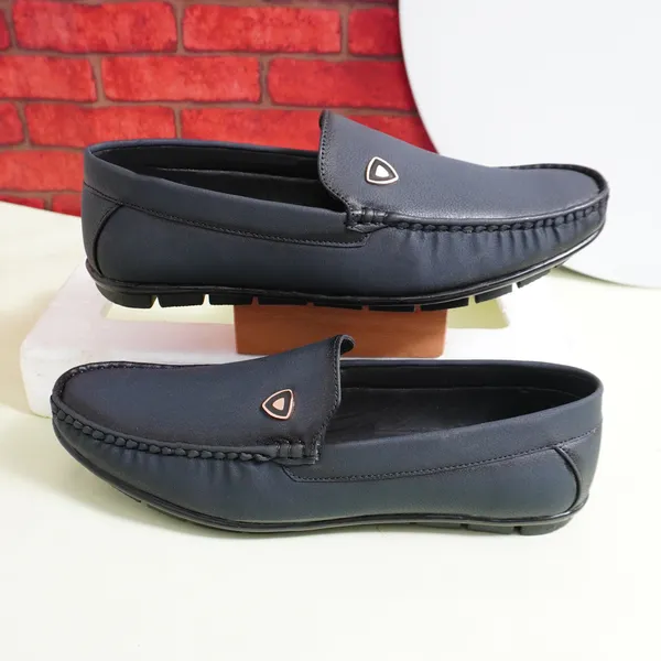 Blue_Synthetic_Stylish_Loafers_For_Men