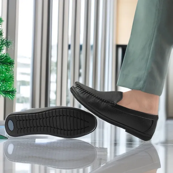 Black_Synthetic_Excellent_Embossed_Design_Loafers_For_Men