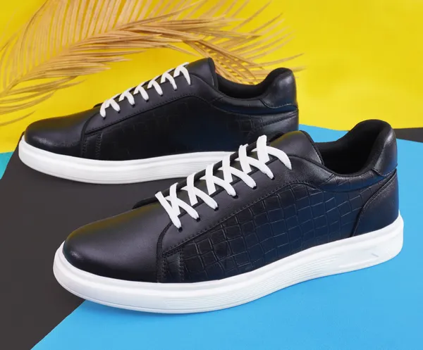 Black_Synthetic_Embossed_Designs_With_Memory_Foam_Insole_Sneakers_For_Men